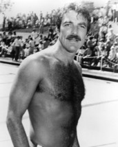 Tom Selleck Hunky B&amp;W 8X10 Photograph Bare Chested - £7.52 GBP