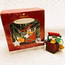 Vintage Hallmark &quot;Donald&#39;s Surprising Gift&quot; Keepsake Ornament (1997) - £8.38 GBP