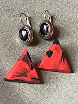 Lot of Large Black &amp; Red Swirl Polymer Clay Triangle Post &amp; Oval Silvertone Dang - £9.02 GBP