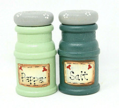  Vintage Wood Primitive Farmhouse Salt And Pepper Shakers 3 1/4 inch Tall  - £10.14 GBP