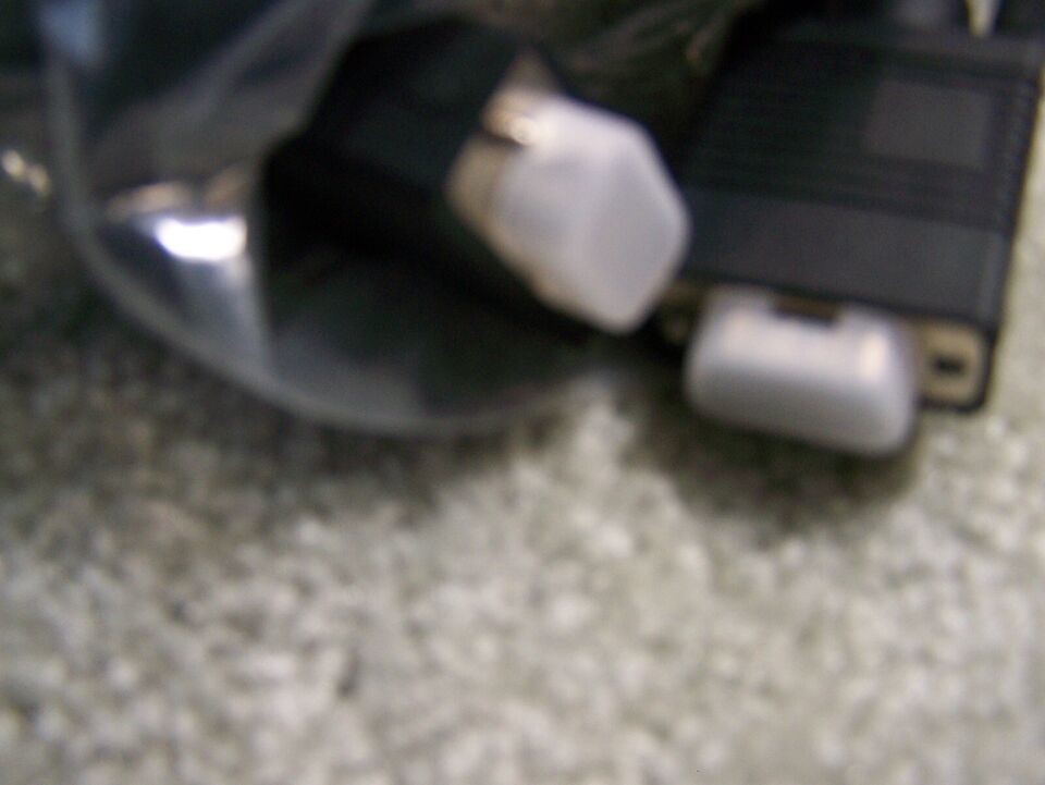 SVGA cable - 15MM - both connectors 15 male pin - new Item image 2