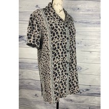 Style Exchange Silk Button Front Shirt Womens M Leopard Print Collared Short Slv - £17.57 GBP