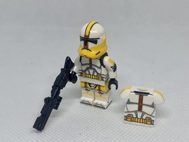 Star Wars 327th Star Corps Commander Bly with Armor Minifigure Bricks Toys - £2.75 GBP