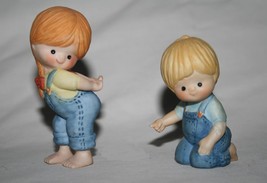 Enesco Country Cousins 1981 Katy Hands Behind Back &amp; 1980 Scooter Pointing - £14.45 GBP