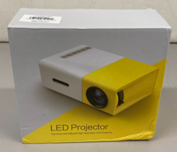 Neer 1080p Full HD LED Portable Mini Projector Smart Home Theater - $456.85 MXN