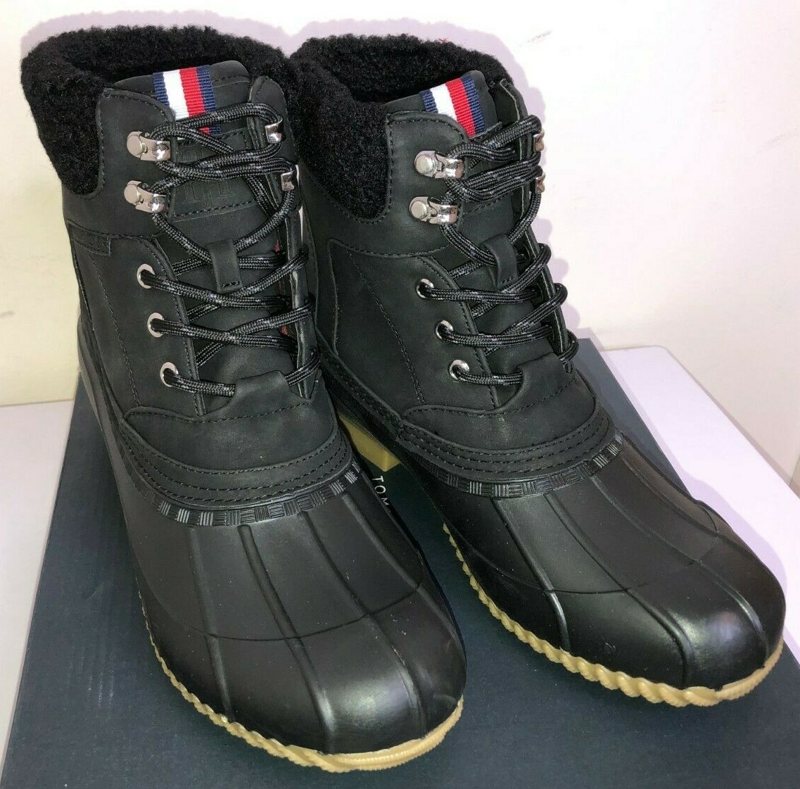 Tommy Hilfiger Raelene 2 Duck Boots Black Size 2 - $36.01