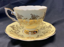 Royal Standard Footed Cup &amp; Saucer Damask Yellow Gold #2557 - £14.97 GBP