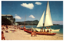 Sail Boat on World Famous Waikiki Beach Hawaii Pan Am PAA Postcard 1954 - £7.87 GBP