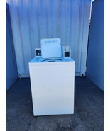 SPEED QUEEN COIN-OP TOP LOAD WASHER MODEL SWNNC2SP113TW02 SN:17100642614... - $1,091.00 CAD
