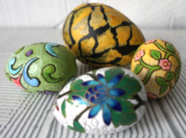 Vintage Decorative Eggs Collection 2- Jim Shore Resin 1-Paper Mâché 1-Cloisonne - £17.10 GBP