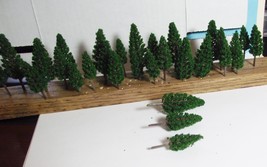 N Scale Dark Green Pine Tree Pack 30 Pieces-10 of Each 2 9/16&quot;, 2 1/4&quot;, ... - $187.40 MXN