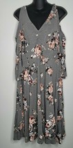 Torrid Womens Floral Print Cold Shoulder Gray Grey Dress Size 1 1X V-Neck - $29.99