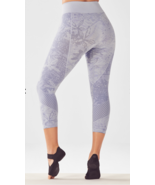 Fabletics S Purple Seamless Mid-Rise Jacquard Capri Legging Pants Yoga A... - $24.70