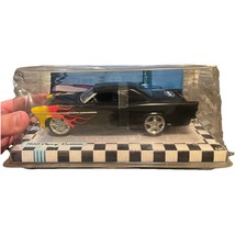 Auto World 1955 Chevy Custom 1:25 Scale TRUE VALUE 2009 NIB Diecast GM - $364.31 MXN