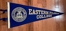 Vintage Eastern Pilgrim College Pennant - $283.51 MXN