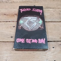 TWISTED SISTER Come Out And Play- VHS Tape Vintage Metal - £39.18 GBP