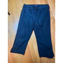 NYDJ black straight leg cropped jeans size 8 98% cotton 2% spandex - $14.10