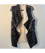 Lularoe Marlow Medium New w Tags Faux Fur Vest Women’s Blue &amp; Black - $608.97 MXN