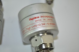 Fujikin Pneumatique Valvule Gaz Op 3.5 - 7 Kgf 34 69 Mpa Pn # Nc N.C - $28.49