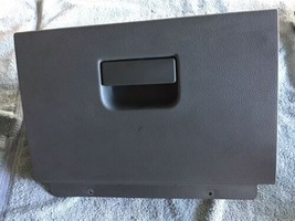 2004-2008 Ford F-150 Right Passenger Side Upper Glove Box Assembly Used OEM - £38.45 GBP