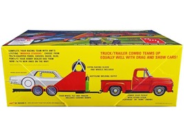 Skill 2 Model 1953 Ford Pickup Truck with &quot;Modified Stocker&quot; Hauler &quot;Gulf Oil&quot; - £56.37 GBP