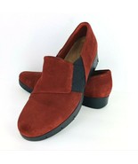 Clarks Red Burgundy Suede Like Loafer 10 Low Heel Wedge Flat Slip On Shoe - £35.39 GBP