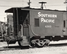 Southern Pacific Railroad AP #4303 Caboose Train B&amp;W Photo El Centro CA ... - $12.19