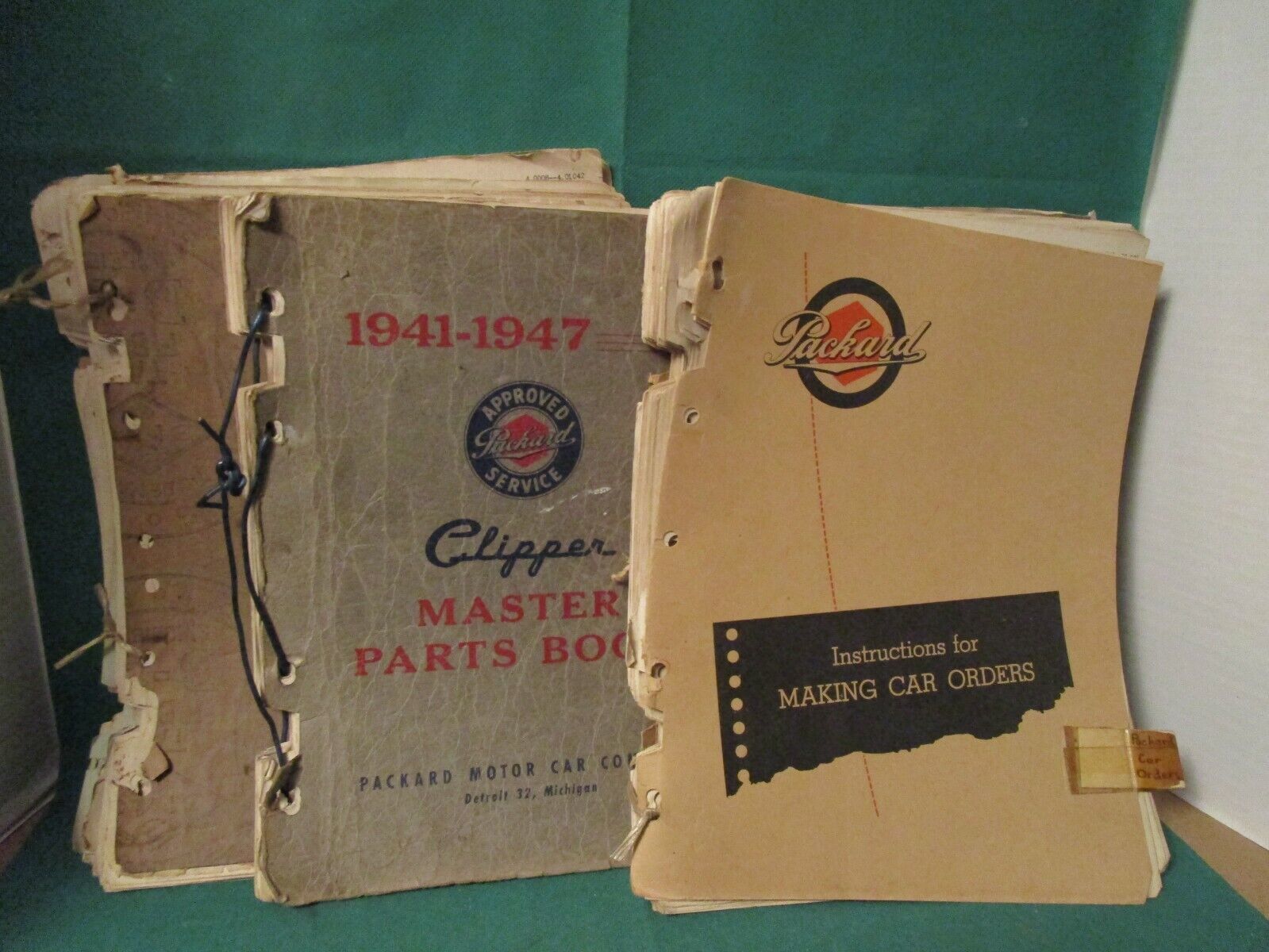 Primary image for 1941-1947 Packard Clipper Master Parts Book and Dealer Books