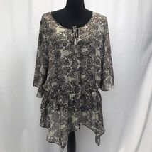 Signature Studio womens top Sz Large blouse Top - $10.19