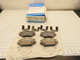 GM 42793332 Front Brake Pad Set - $77.38