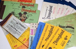 Large Lot of Vintage Disneyland Ticketbooks and Vouchers w/ Magic Mounta... - £949.63 GBP