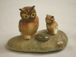 Classic Style Two Owl Figurines on Rock Shadow Box Shelf Decor - $9.89