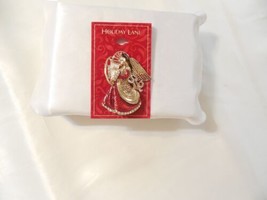 Holiday Lane Gold-Tone Crystal Angel &amp; Harp Pin T701 - £5.31 GBP