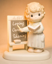 Precious Moments: Teach Us To Love One Another - PM961 - Classic Figure - £13.32 GBP