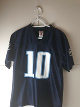 NFL Tennessee Titans Jersey # 10 Young Boys Size Large 14-16 - $267.39 MXN