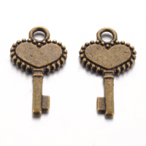 10 Skeleton Key Charms Antique Bronze Tone Heart Keys Steampunk Findings - £1.56 GBP