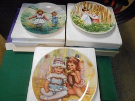 Great Collection 3 WEDGWOOD of ETRURIA Made in England COLLECTOR PLATES - $9.49