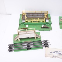 Lionel Vintage Lot Stock Car Stockyard 3656, 3472 Milk Car, 36621, 2452 Barrels - £111.10 GBP