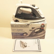 Black &amp; Decker Light N Easy Steam Iron - £13.21 GBP