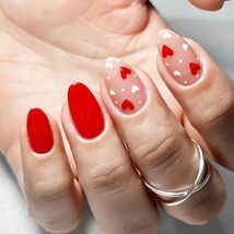 Valentine's Day Short Almond Fake Nails Red Heart White Dots 24Pcs - €2,48 EUR Valentine's Day Short Almond Fake Nails Red Heart White Dots 24Pcs - €2,48 EUR