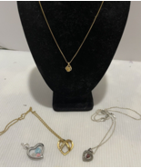 Estate Find Lot Of 4pc Necklaces/ Pendant vintage jewerly - $261.43 MXN
