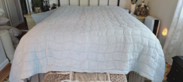 Pottery Barn Cloud Linen Handcrafted Quilt Chambray CAL/KING Nwot #Q42 - £191.01 GBP