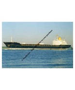 rp12804 - Ben Line Containership - Bencairn , built 1972 - print 6x4 - $3.00