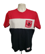 Chicago Bulls Adult Small Black Red White Pocket TShirt - €15,35 EUR