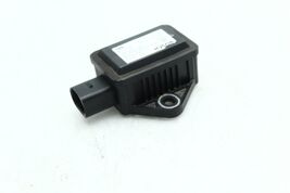 2004-2006 VOLKSWAGEN PHAETON YAW STABILITY CONTROL RATE SENSOR MODULE H2137 image 2