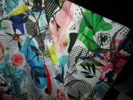 Robert Graham Colorful Short Sleeve Shirt Size Medium image 8