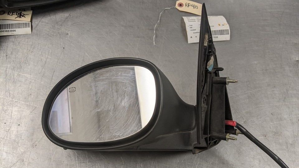 Driver Left Side View Mirror For 01-04 Chrysler  PT Cruiser  2.4 - $36.33