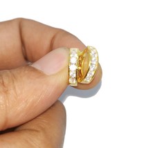 14K Oro Amarillo Chapado Imitación Diamante Huggies/Aro Pendientes San Valentín - £38.38 GBP