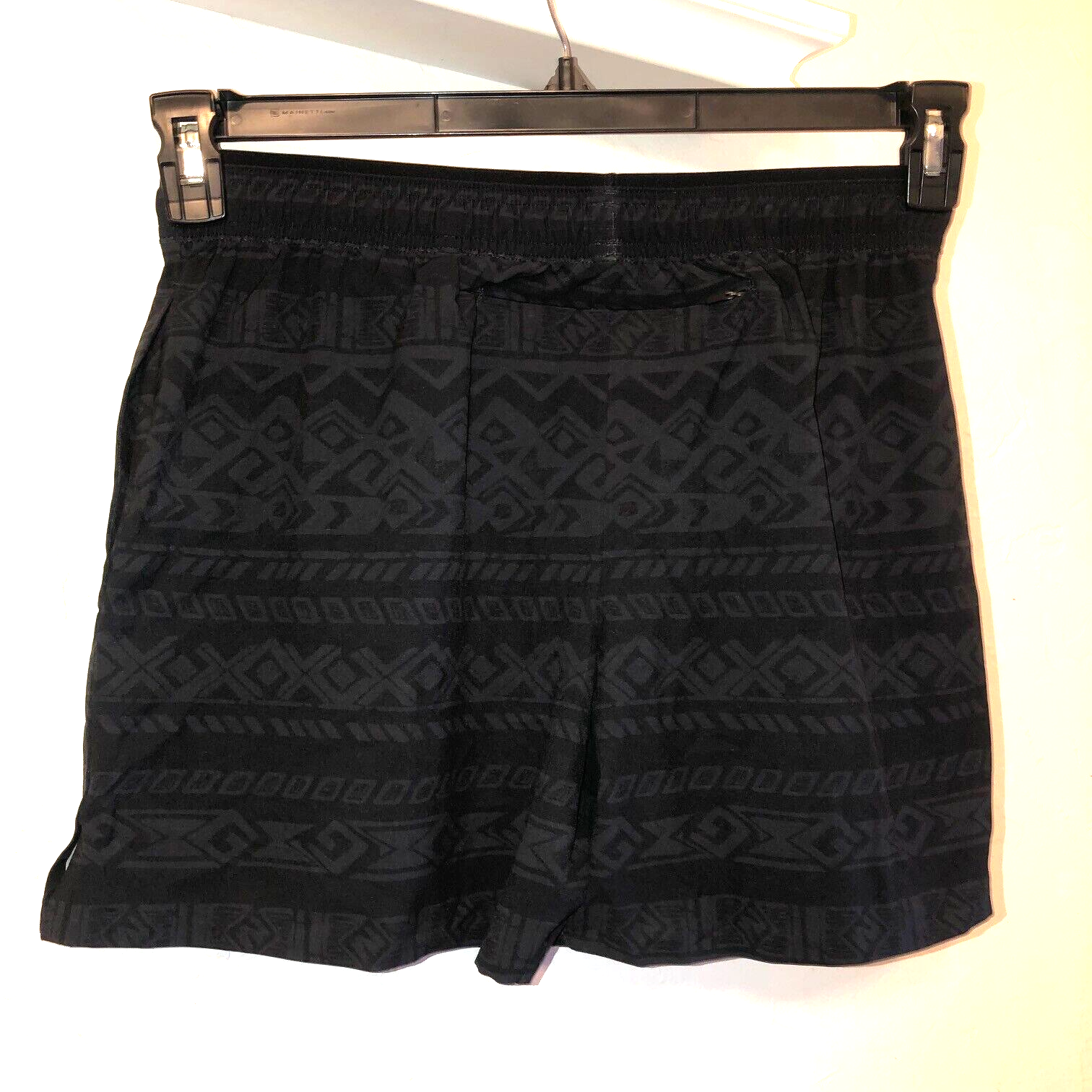 NEW Chubbies Mens Medium Unlined Southwestern Print Swim Trunks 5.5&quot; Inseam - $25.73