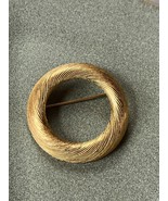 Vintage Trifari Marked Ridged Goldtone Open Circle Brooch Pin – signed o... - £8.91 GBP